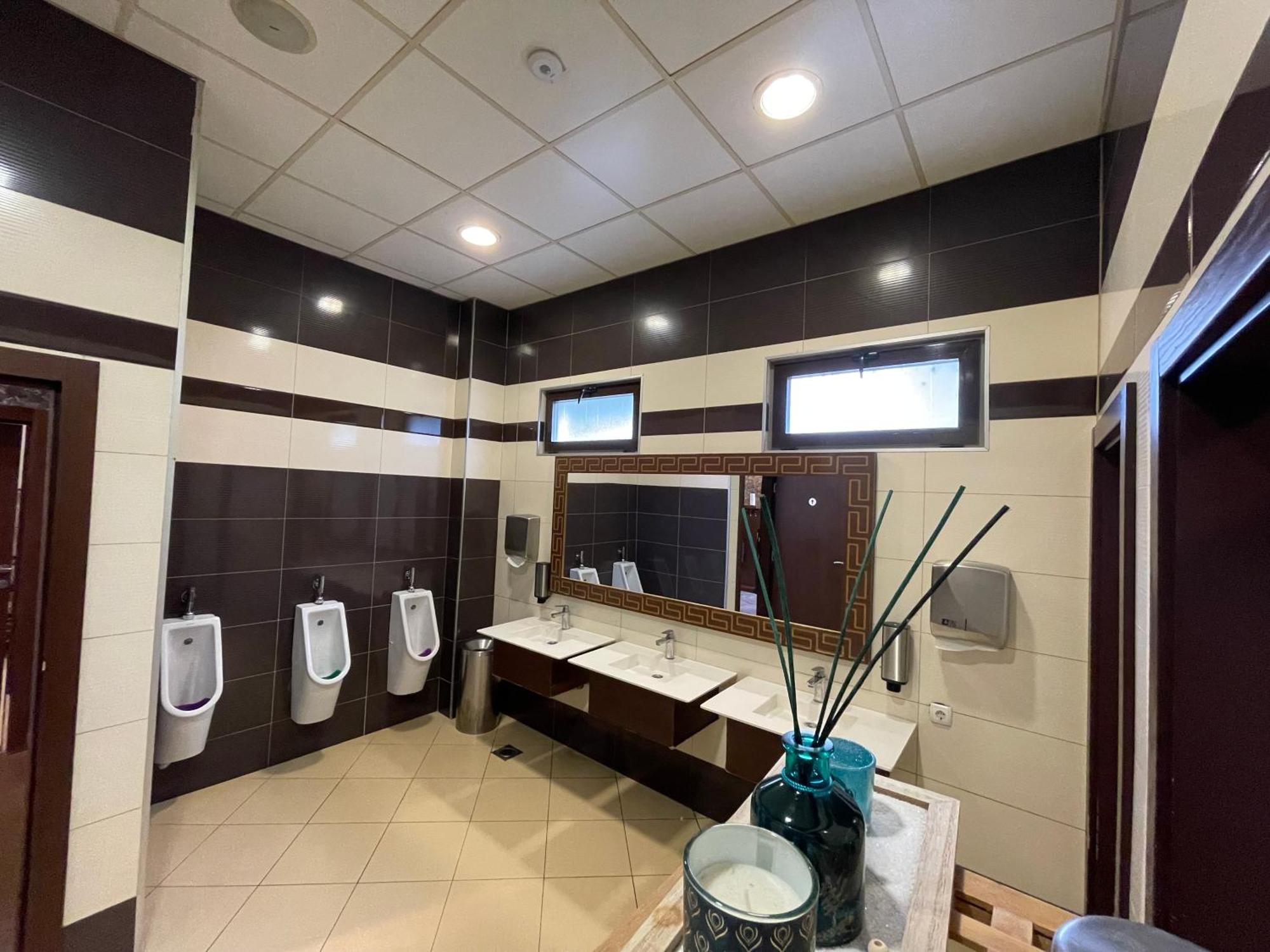 Amazona Hotel Babimoc Екстериор снимка