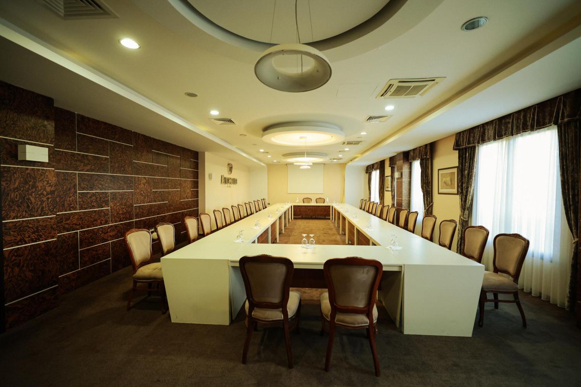Amazona Hotel Babimoc Екстериор снимка