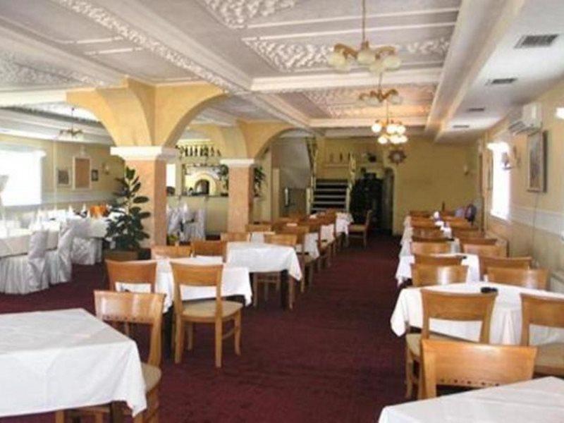 Amazona Hotel Babimoc Екстериор снимка