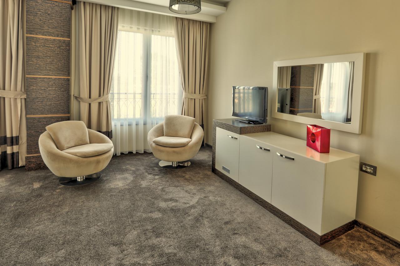 Amazona Hotel Babimoc Екстериор снимка